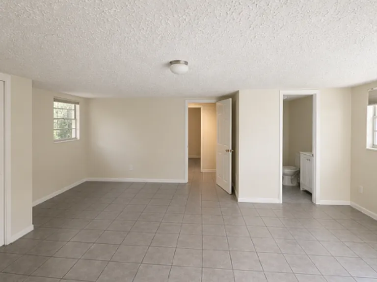 1318 Divot Ln — Photo 5