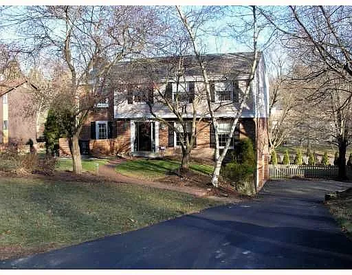 2465 Corteland Dr photo 1