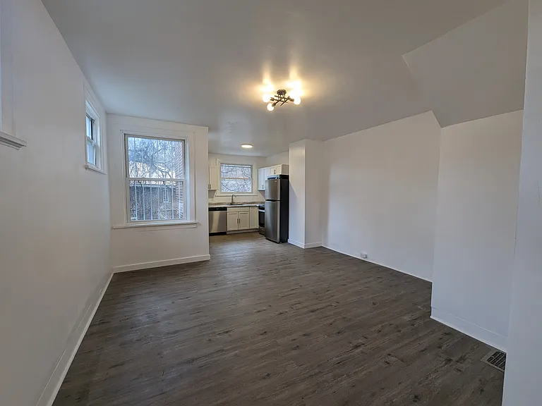 6649 Shetland St — Photo 2