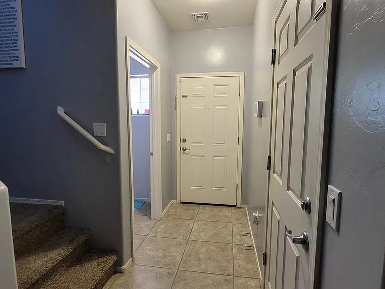 10335 S Keegan Ave — Photo 2