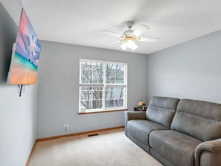 143 Monarch Dr — Photo 7
