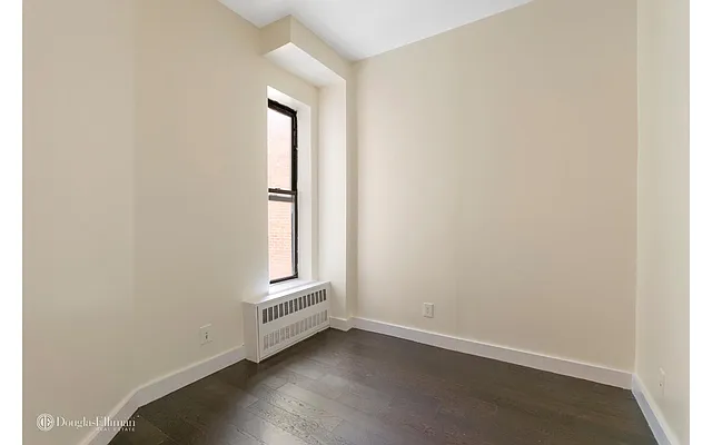 Rented by Douglas Elliman | media 15