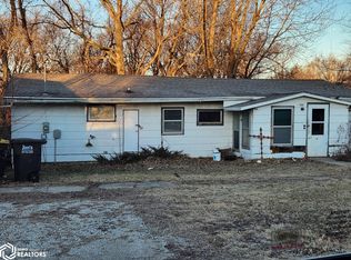 122 Maple St, Murray, IA 50174