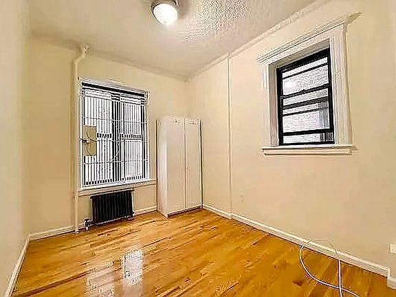 5th image of 564 Amsterdam Ave APT 2A