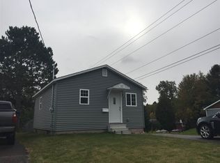 451 Craig St, Marquette, MI 49855