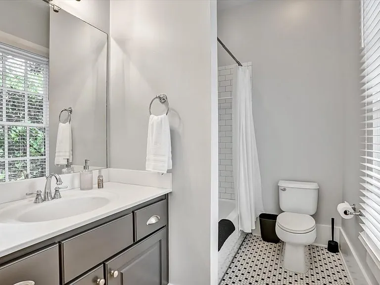 10671 Serenbe Ln — Photo 26