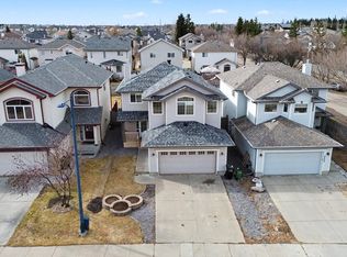 3505 McLean Cres SW, Edmonton, AB T6W 1M2