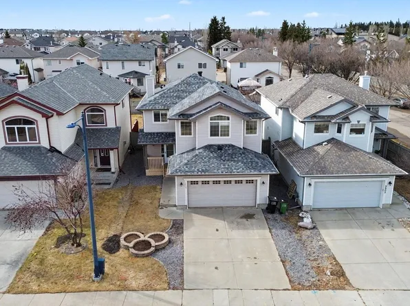 3505 McLean Cres SW, Edmonton, AB T6W 1M2