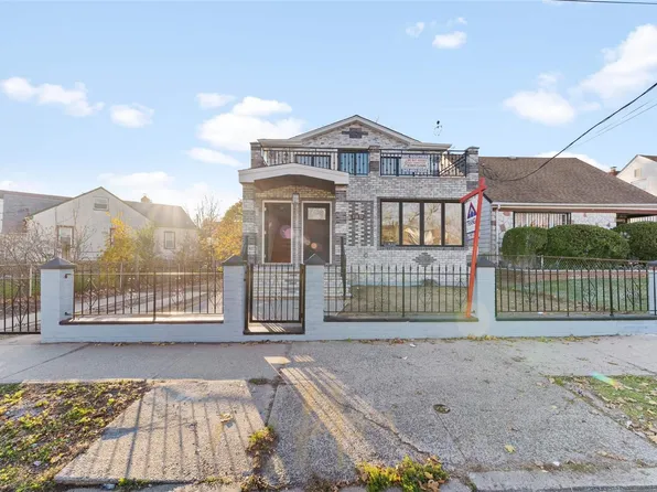 118-32 Francis Lewis, Cambria Heights, NY 11411
