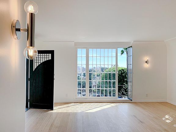 4th image of 6253 Holly Mont Dr