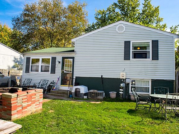 2nd image of 3284 Mallcreek Ct