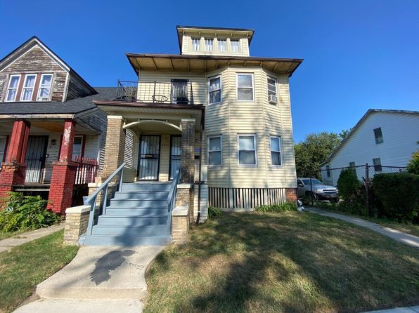 4840 Saint Clair St #42