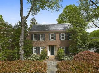 3211 44th St NW, Washington, DC