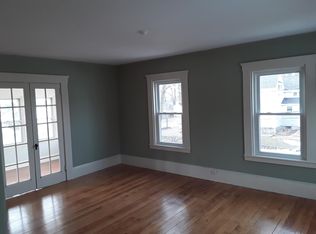 4 Central St, Wakefield, MA 01880