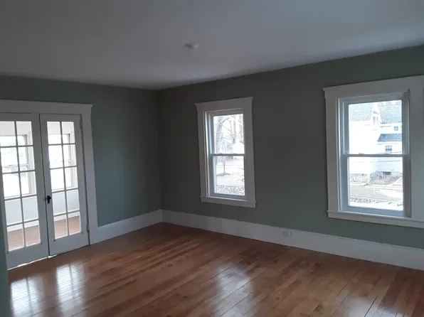 4 Central St, Wakefield, MA 01880