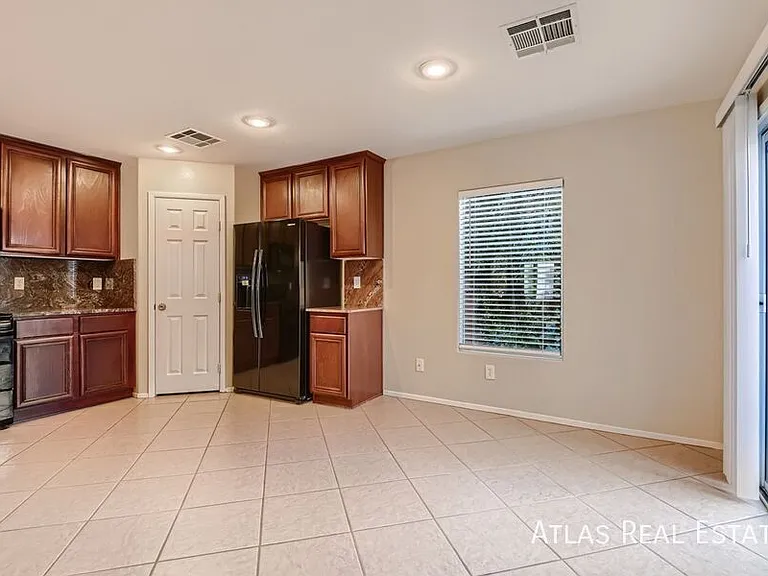 689 Saint Keyne St — Photo 11