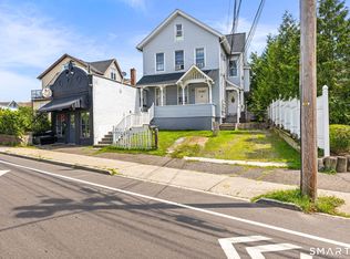 12 Fort Point St, Norwalk, CT 06855