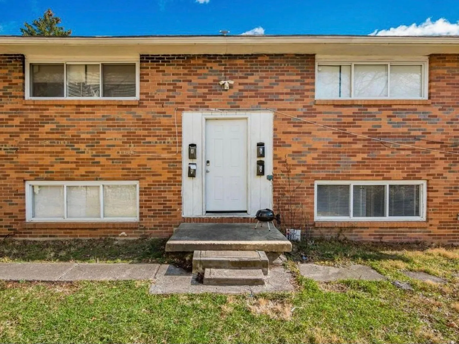 2 bed, 760 sqft, $975 — Photo 2