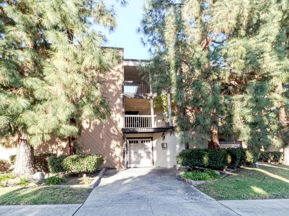 1745 Holly Dr APT 301, Glendale, CA 91206