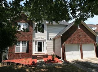 6533 Harburn Forest Dr, Charlotte, NC 28269