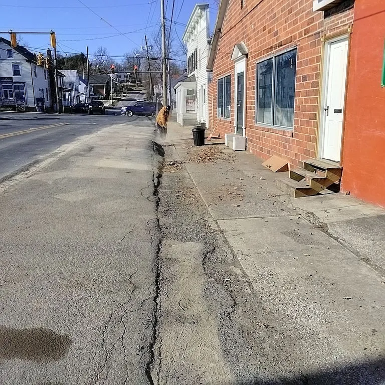 103 N Mary St photo 1