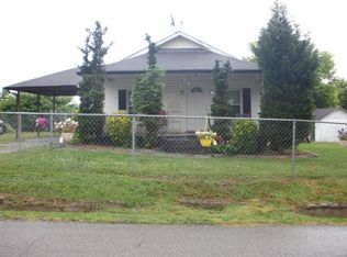 261 Highland Ave, Lenoir City, TN 37771