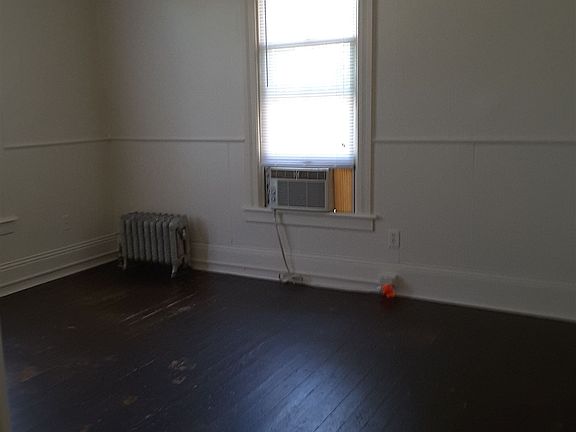 Studio Living Room