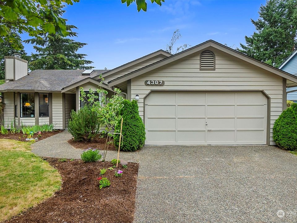 1st image of 4307 30th Avenue SE