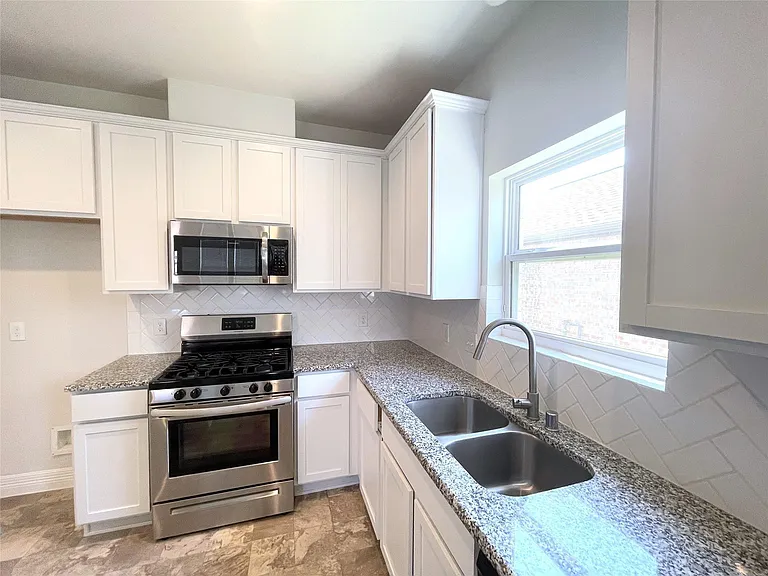 3310 Aster Meadow Way — Photo 3