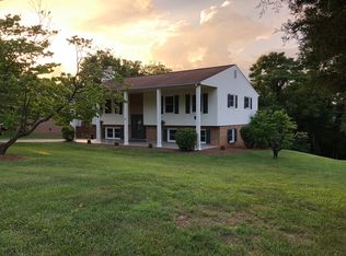154 Apple Tree Rd, Roanoke, VA 24019