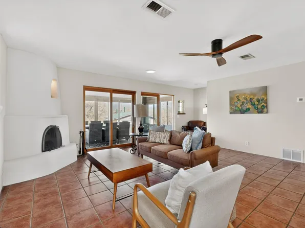27 Camino Alto, Sandia Park, NM 87047