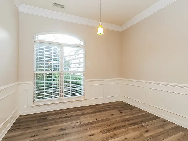 15541 Dehavilland Dr — Photo 7