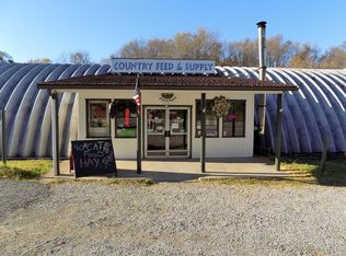 2006 McClellandtown Rd, Masontown, PA 15461