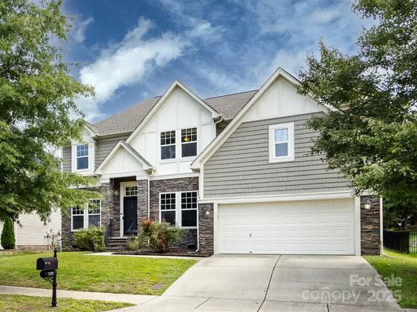 1123 Donelea Ln NW, Concord, NC 28027