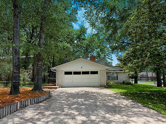 3rd image of 901 Broadmoor Dr