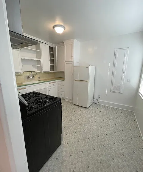 953 11th St #9 — Photo 7