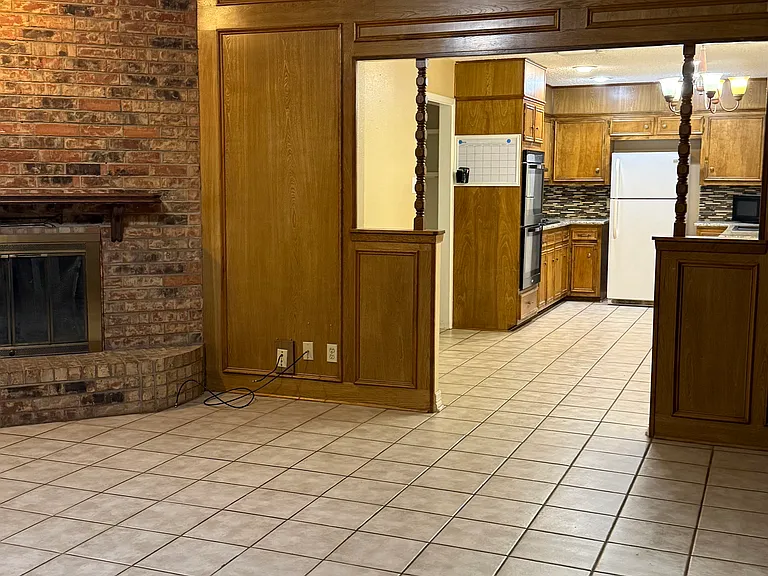 2602 Wydewood Dr — Photo 7