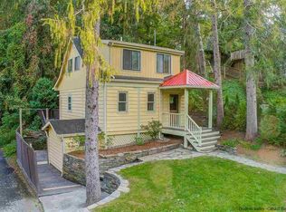 976 Keator Ave, Rosendale, NY 12472