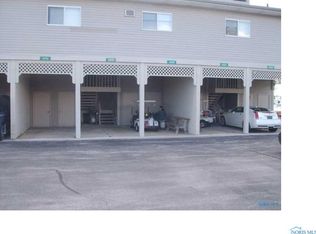 6456 N Harris Harbor Dr, Oak Harbor, OH 43449