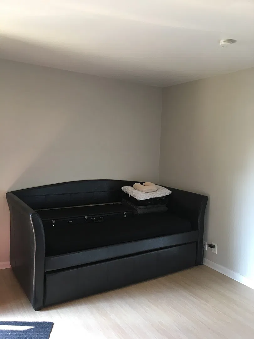 West Wind Apartments — Photo 4
