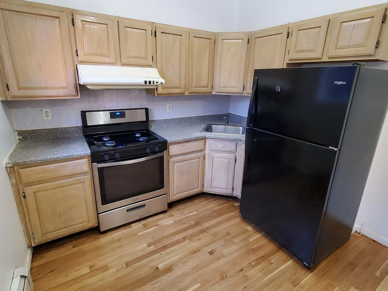 1 bed, $2,365 — Photo 3
