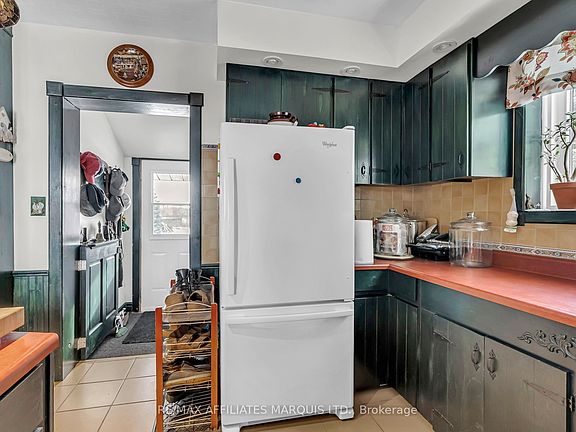 4th image of 1590 Cornwall Centre Rd