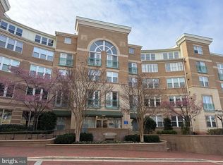 12001 Market St APT 181, Reston, VA 20191
