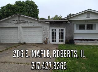 206 E Maple St, Roberts, IL 60962