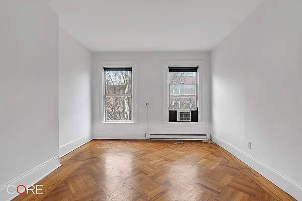 Rented by CORE | media 21