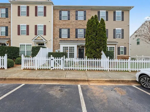 1120 Renewal Pl Unit 101, Raleigh, NC 27603