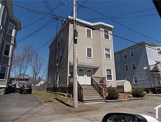 105 Nilsson St #2
