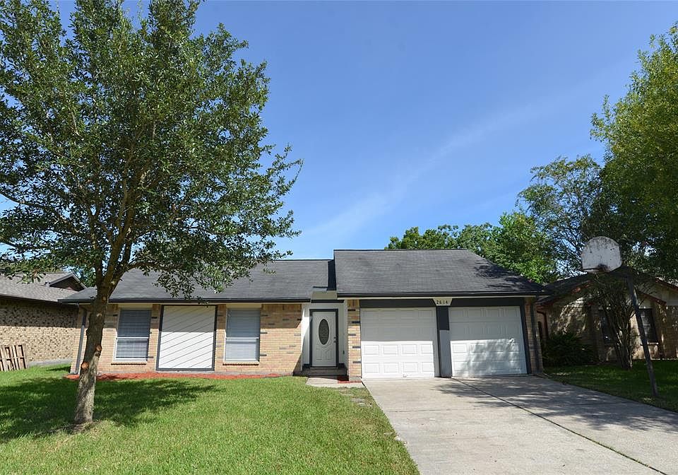 1st image of 2814 Pickett Dr