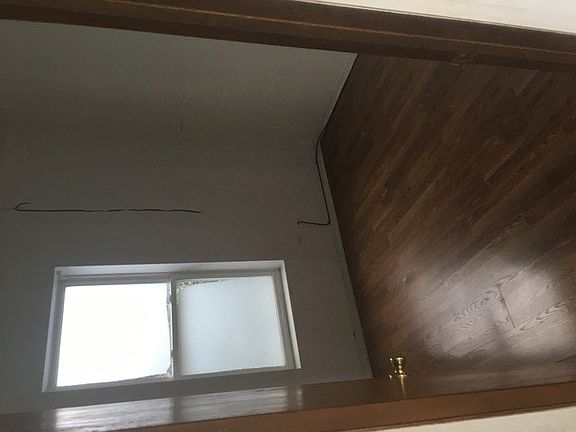 5th image of 12743 Lincoln St APT 2