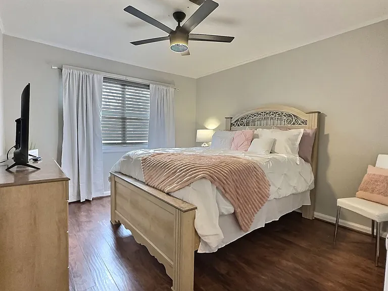 368 Doster St — Photo 8